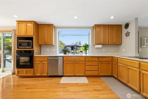 2423 240th Street SE Bothell WA 98021