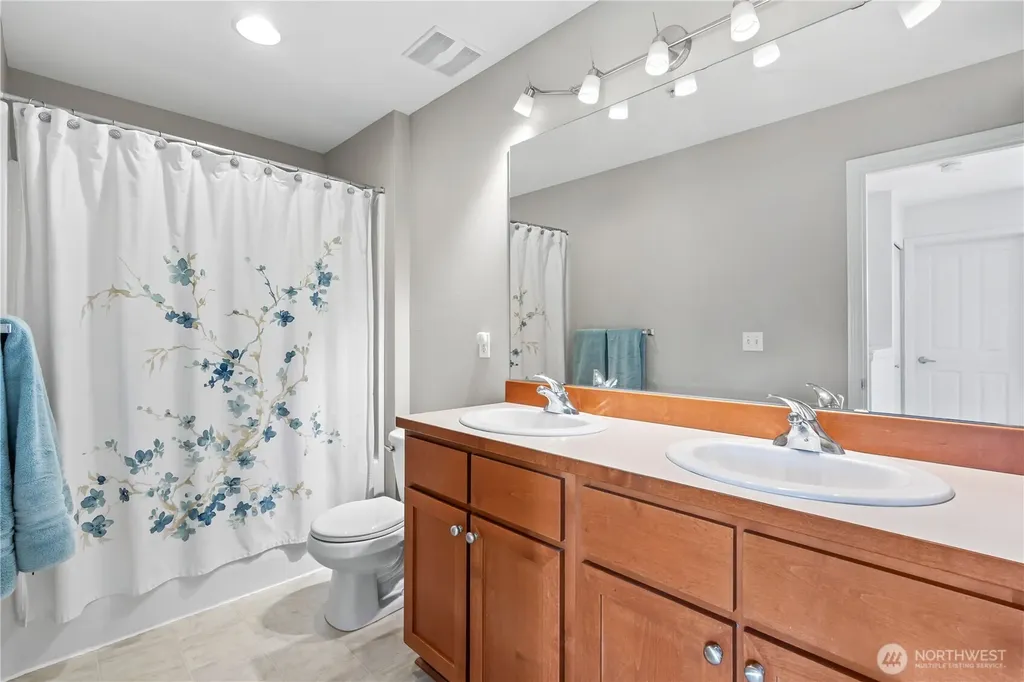 1003 71st Street SE Auburn WA 98092