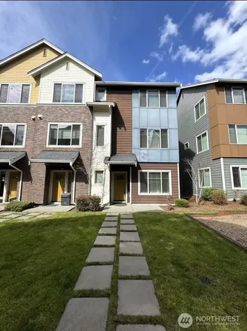 15729 NE 14th Alley Bellevue WA 98008