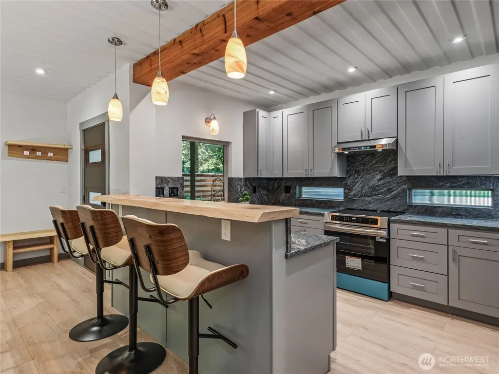 1152 49th Street Port Townsend WA 98368