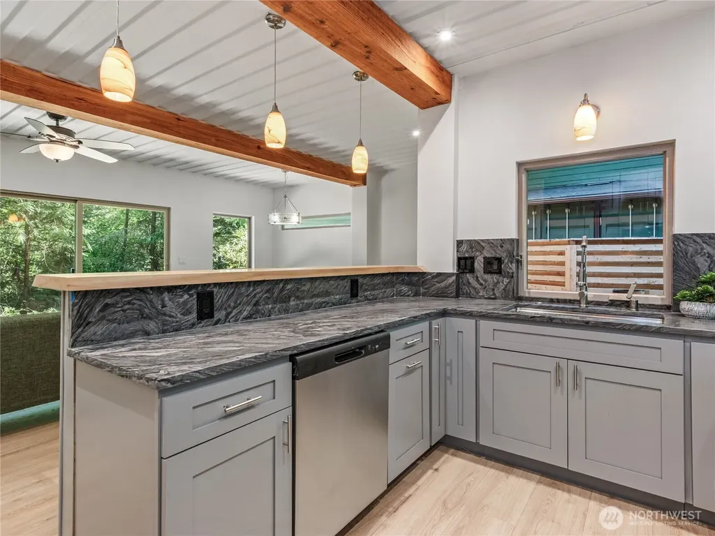 1152 49th Street Port Townsend WA 98368