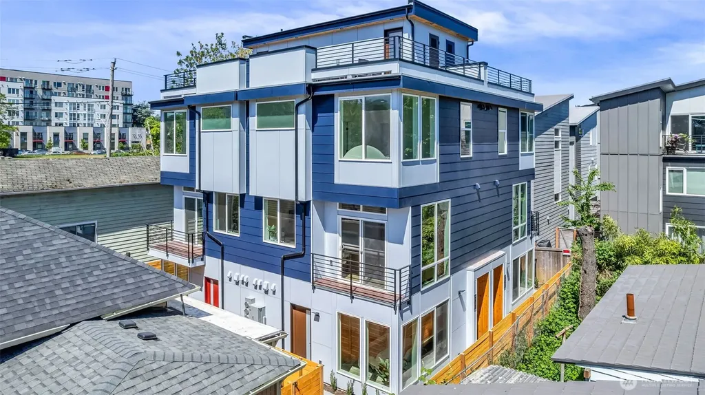 4404 S Othello Street Seattle WA 98118