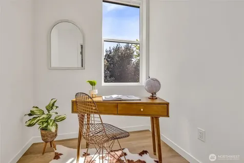 4404 S Othello Street Seattle WA 98118