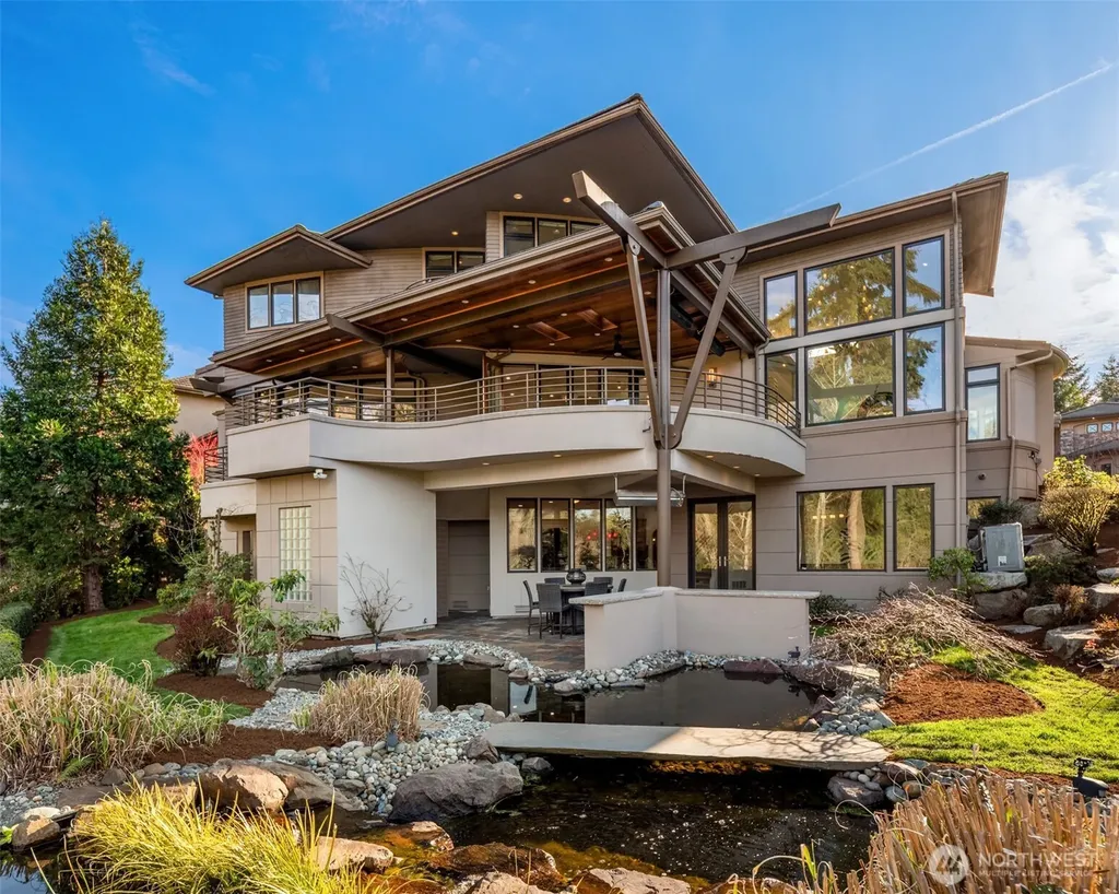 15546 SE 79th Place Newcastle WA 98059
