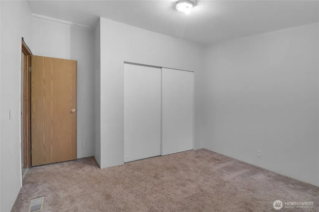 33924 89th Avenue Ct S Roy WA 98580