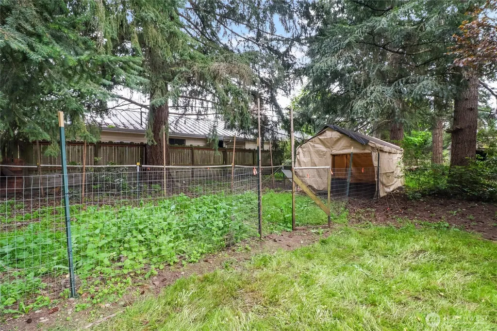 33924 89th Avenue Ct S Roy WA 98580