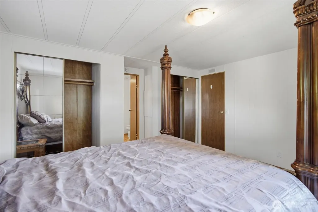 21817 107th Place SE Kent WA 98031