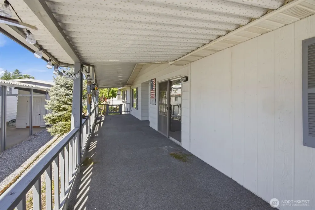 21817 107th Place SE Kent WA 98031