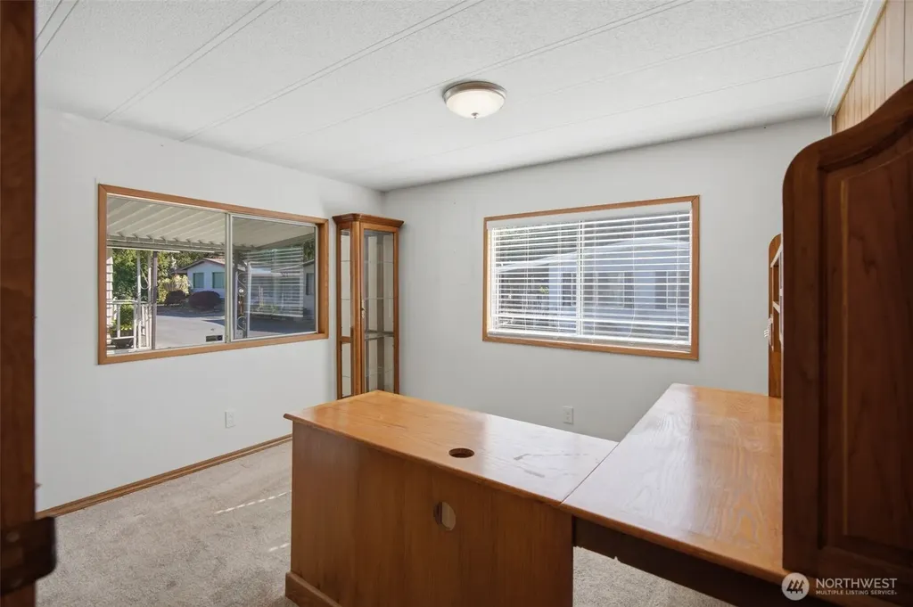 21817 107th Place SE Kent WA 98031