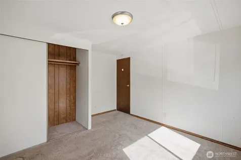 21817 107th Place SE Kent WA 98031