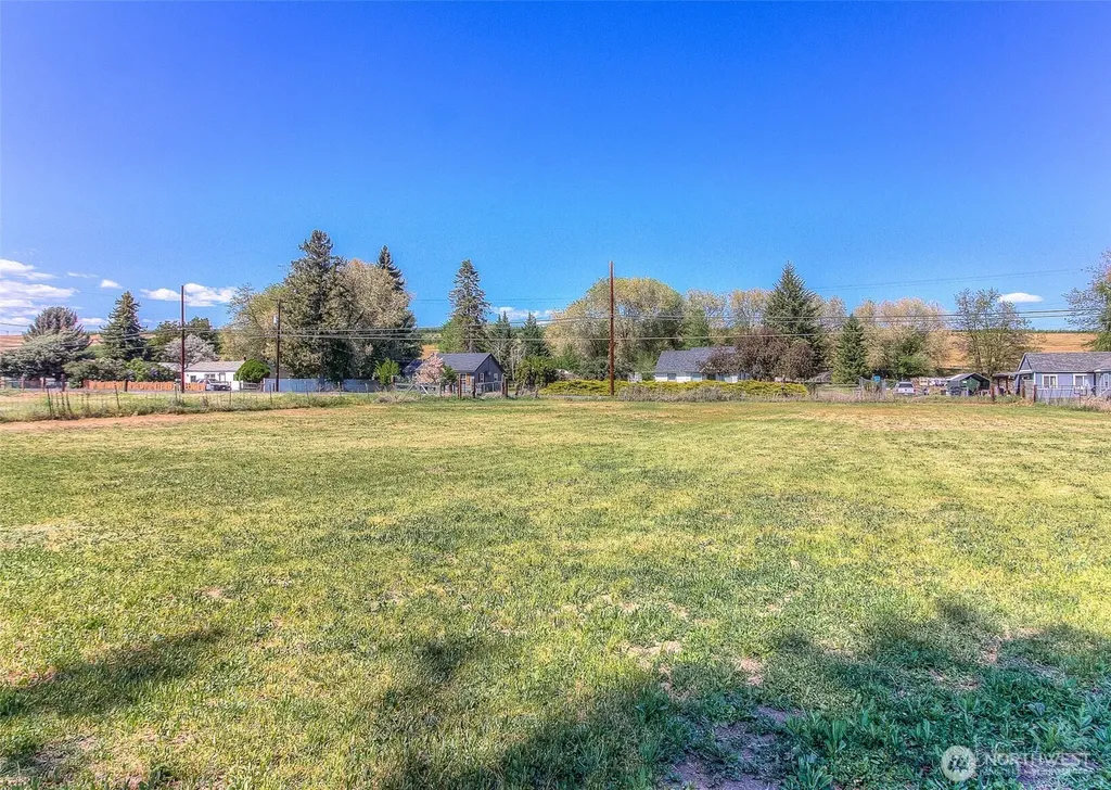 11704 Gilbert Road Yakima WA 98903