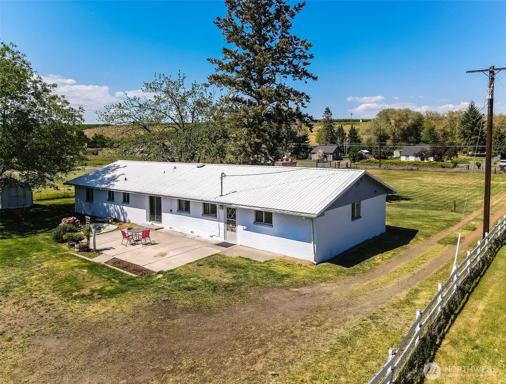 11704 Gilbert Road Yakima WA 98903