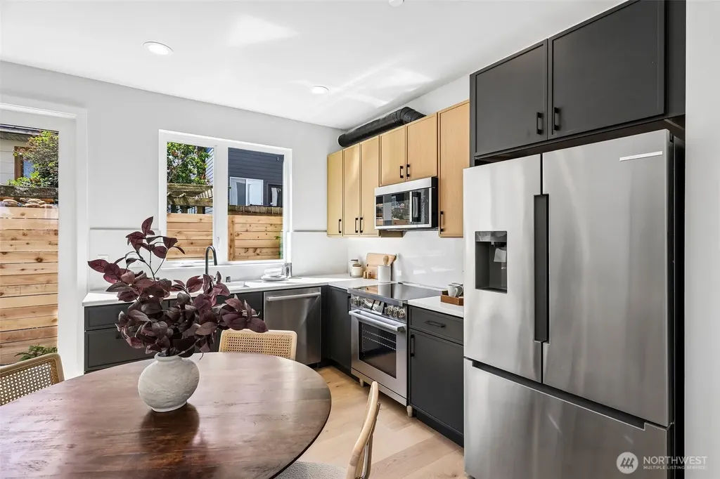 4425 Fremont Avenue N Seattle WA 98103