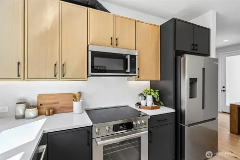4425 Fremont Avenue N Seattle WA 98103