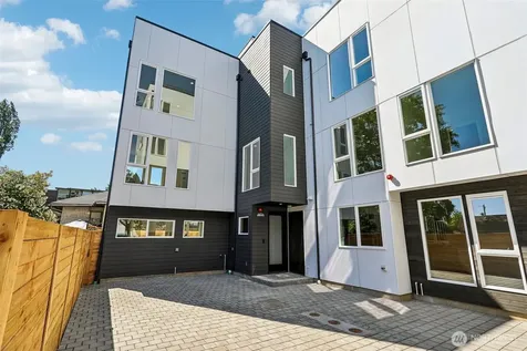 4425 Fremont Avenue N Seattle WA 98103