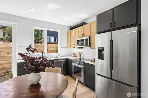 4425 Fremont Avenue N Seattle WA 98103