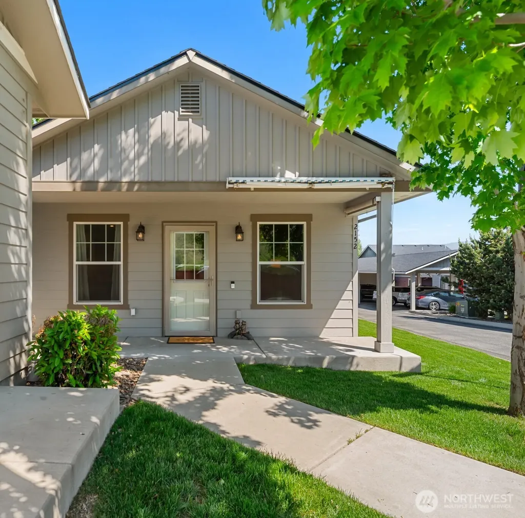 2152 Roper Lane Wenatchee WA 98801