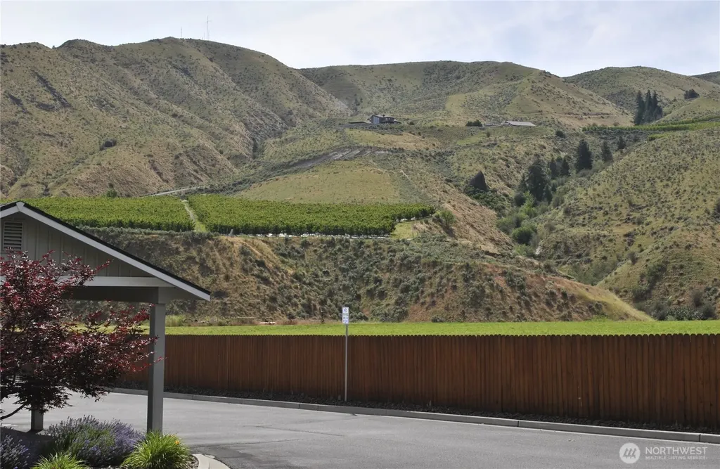 2152 Roper Lane Wenatchee WA 98801