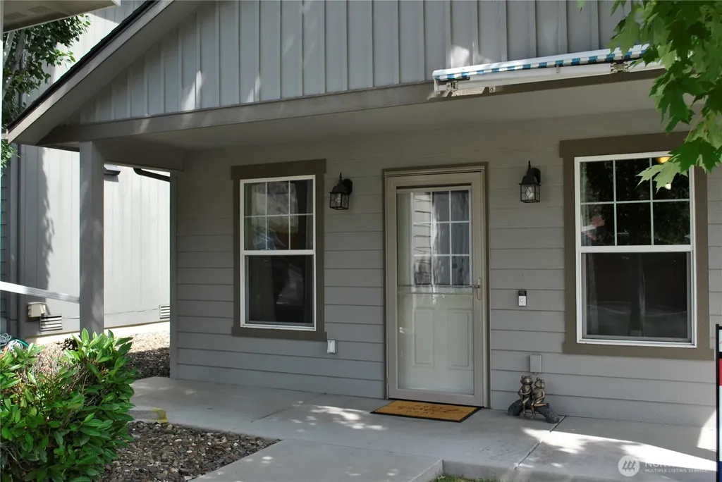 2152 Roper Lane Wenatchee WA 98801