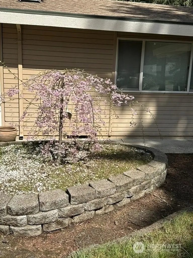 9401 Columbine Circle W University Place WA 98467
