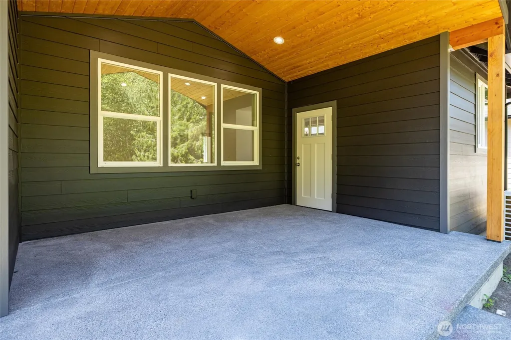 6522 Watson Loop Maple Falls WA 98266