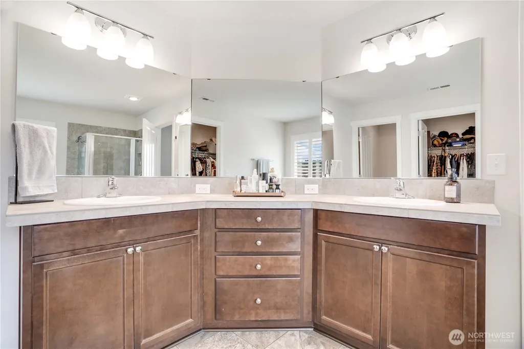 919 Sigafoos Avenue NW Orting WA 98360