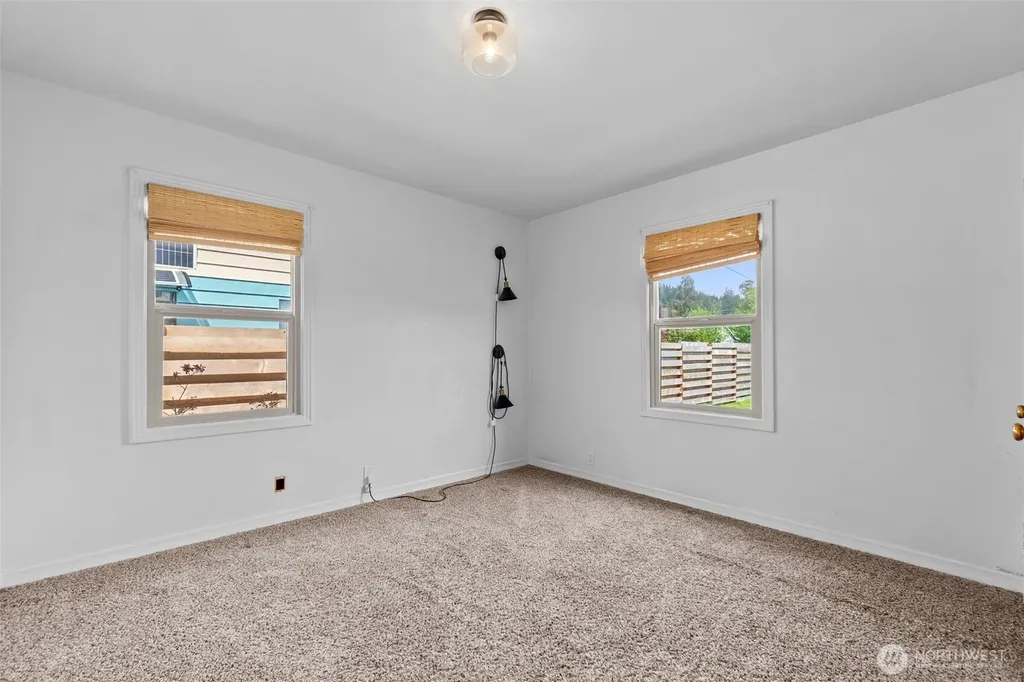 372 SW 14th Street Chehalis WA 98532