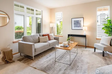 6008 NE 1st Circle Renton WA 98059