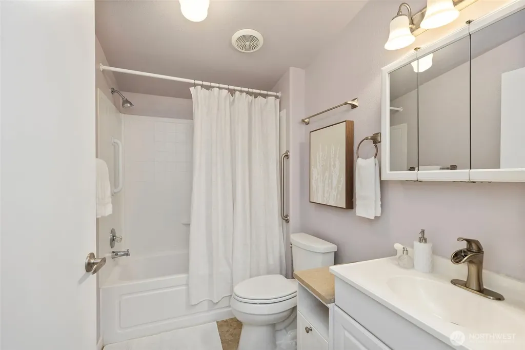789 NE Reeds Meadow Lane Bremerton WA 98311