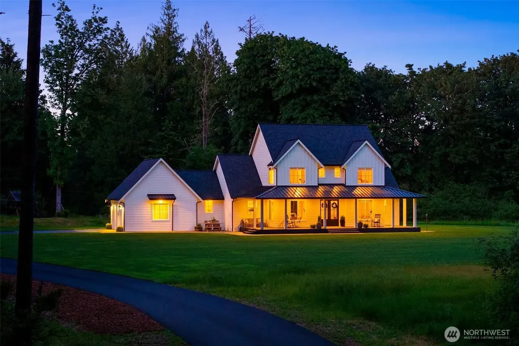 3019 38th Avenue NW Gig Harbor WA 98335