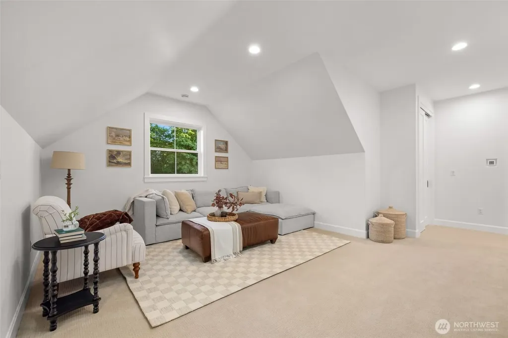 3019 38th Avenue NW Gig Harbor WA 98335
