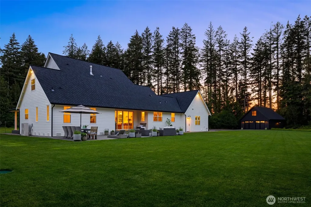 3019 38th Avenue NW Gig Harbor WA 98335