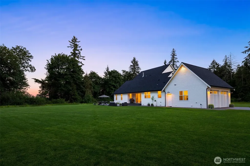 3019 38th Avenue NW Gig Harbor WA 98335