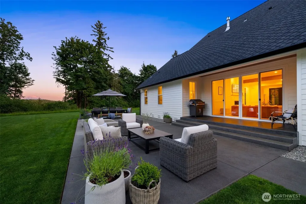 3019 38th Avenue NW Gig Harbor WA 98335
