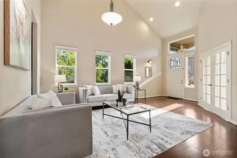 22313 38th Avenue SE Bothell WA 98021