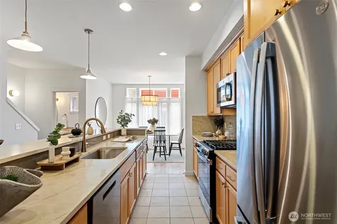 6521 25th Avenue NE Seattle WA 98115