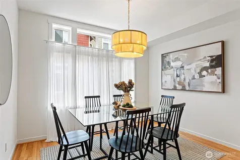 6521 25th Avenue NE Seattle WA 98115
