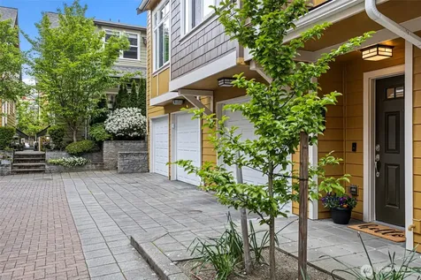 6521 25th Avenue NE Seattle WA 98115