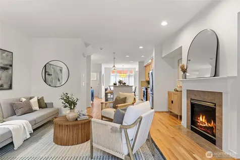6521 25th Avenue NE Seattle WA 98115