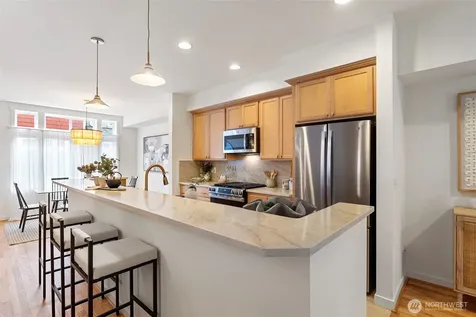 6521 25th Avenue NE Seattle WA 98115