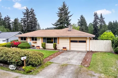 12810 162nd Avenue SE Renton WA 98059