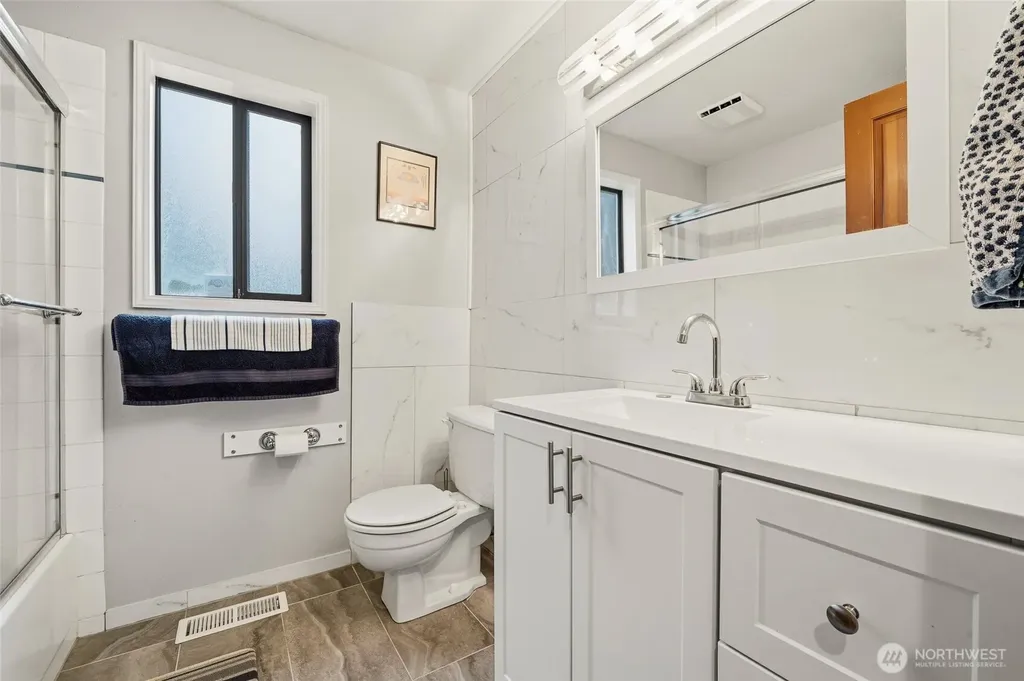 6830 Norma Beach Road Edmonds WA 98026