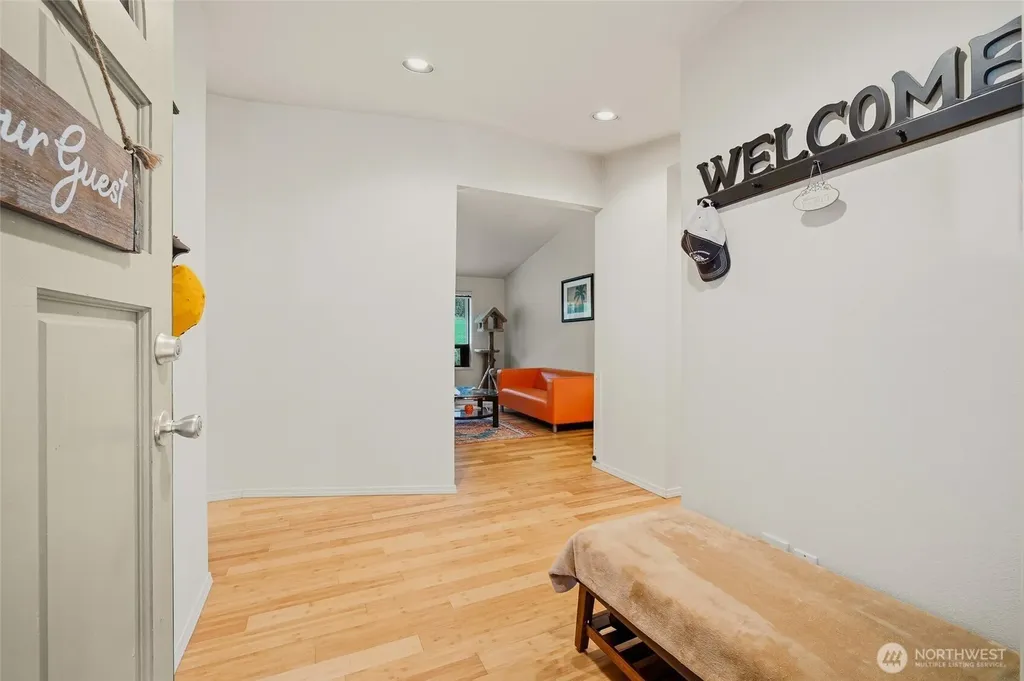 6830 Norma Beach Road Edmonds WA 98026