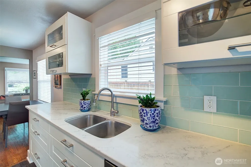 8451 35th Avenue SW Seattle WA 98126
