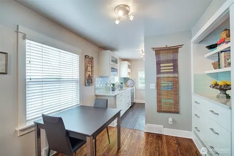 8451 35th Avenue SW Seattle WA 98126