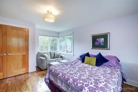 8451 35th Avenue SW Seattle WA 98126