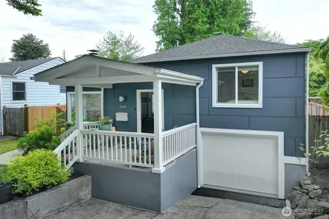 8451 35th Avenue SW Seattle WA 98126