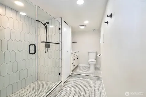 3806 35th Avenue W Seattle WA 98199
