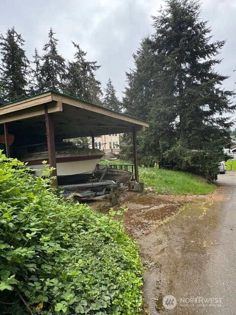 19021 46th Avenue S Seatac WA 98188