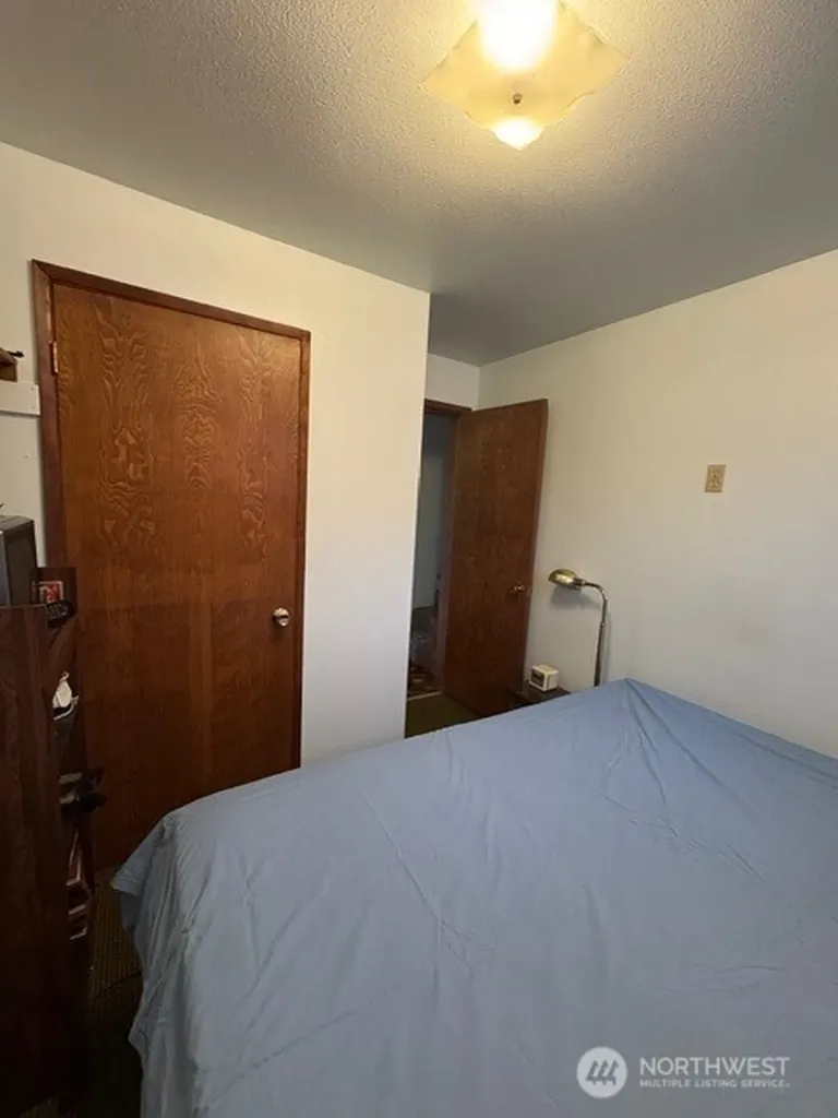 19021 46th Avenue S Seatac WA 98188